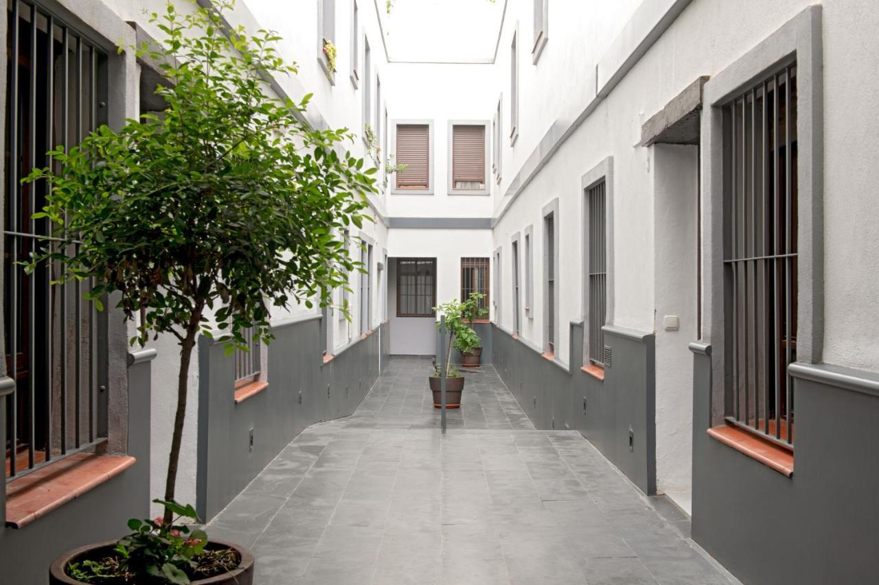 Home2Book Amelia'S Pottery, Triana Sevilla Bagian luar foto